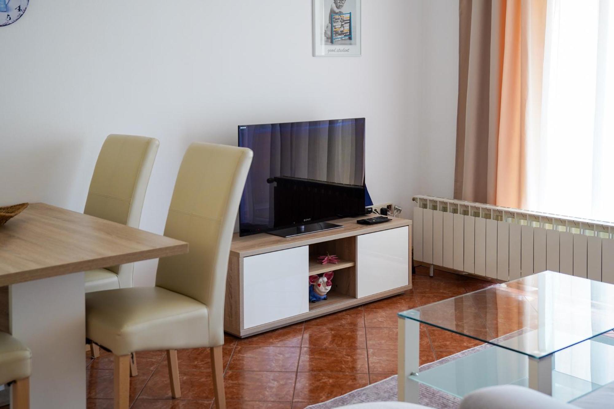 Apartman Lana Omisalj ภายนอก รูปภาพ